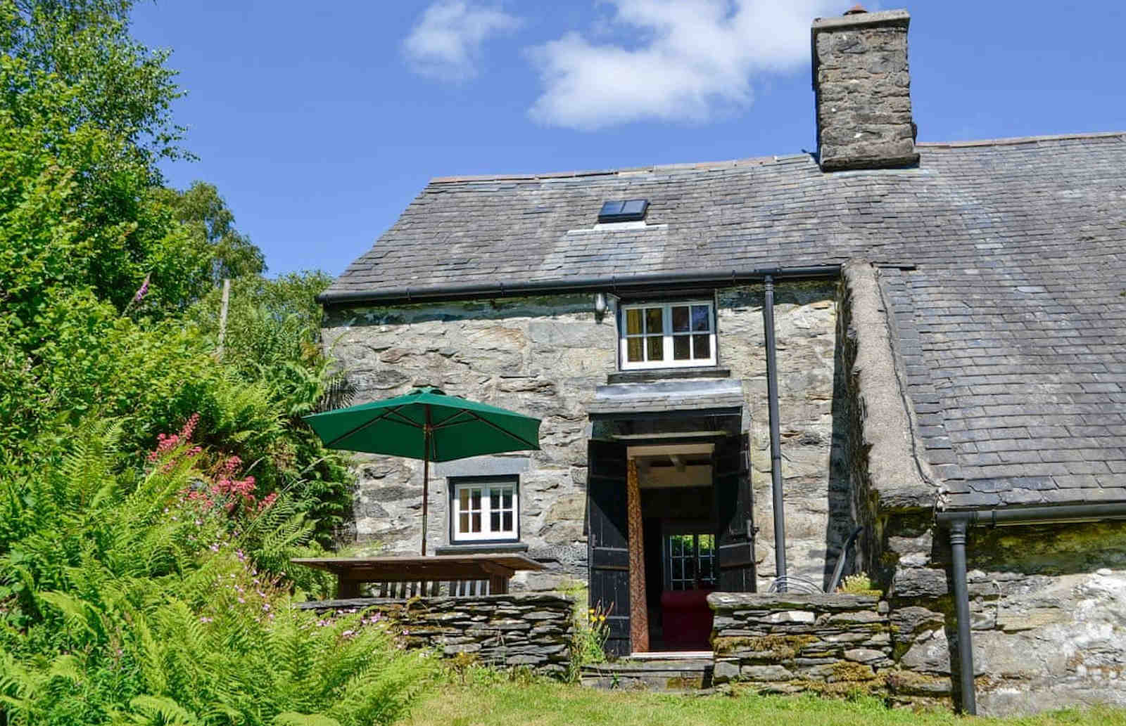 Benar Cottages - Benar Bach Garden