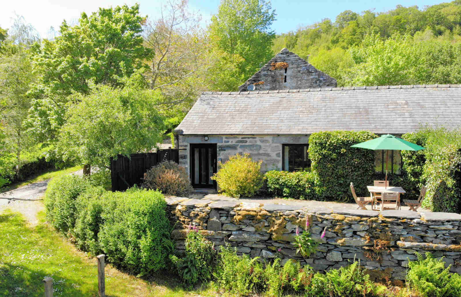 Benar Cottages - Bwthyn Rhosyn